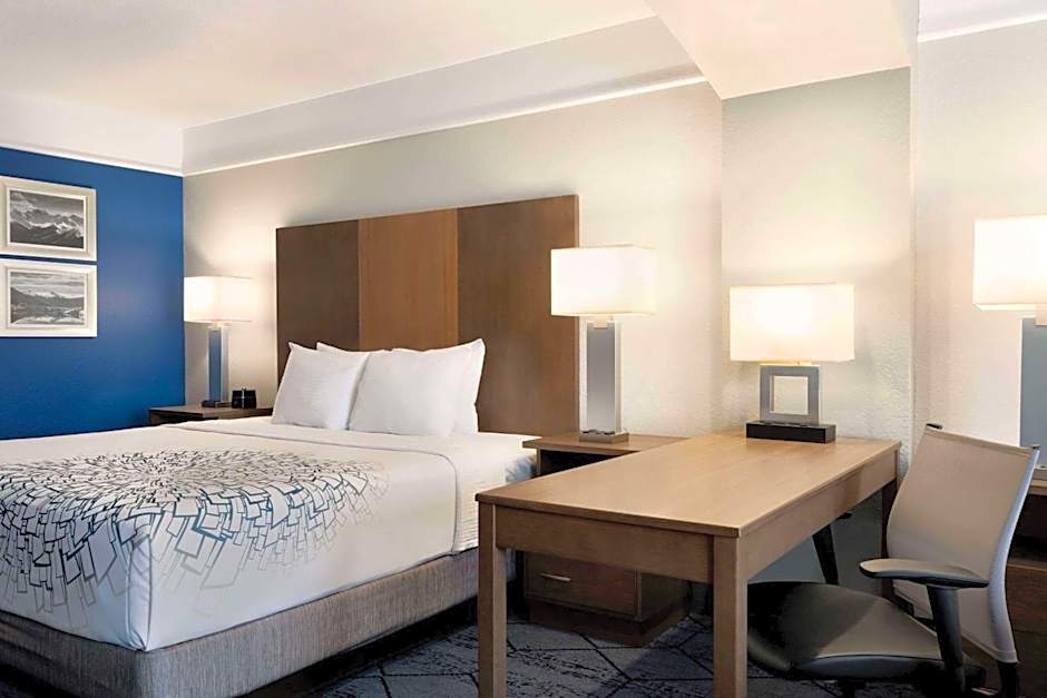 La Quinta Inn & Suites by Wyndham Rapid City