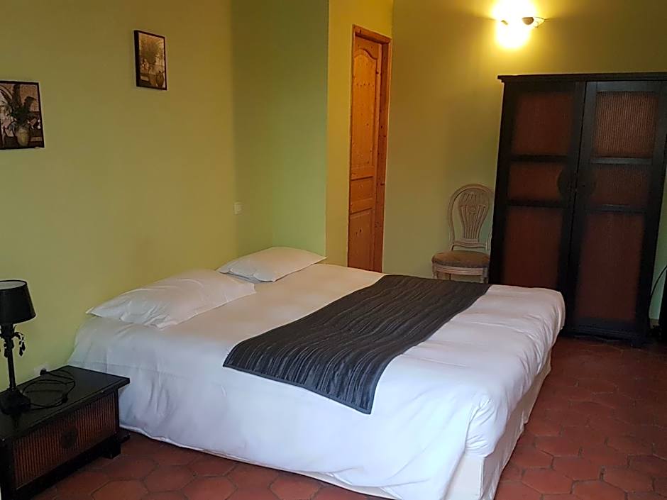 L'ALCOVE HOTEL RESTAURANT