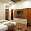 Hotel Madhuri Executive