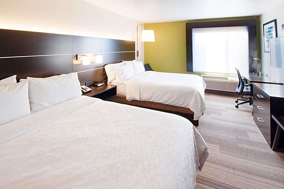 Holiday Inn Express & Suites Worthington By IHG