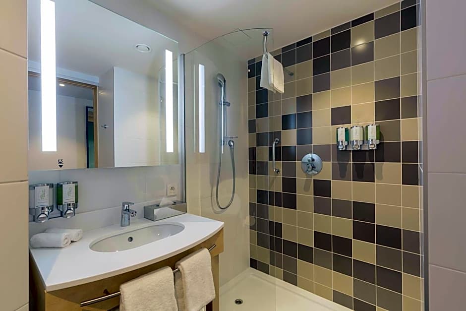Hampton By Hilton Antwerp Central Station