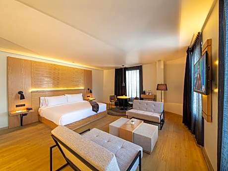 King Suite