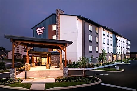 Hampton Inn & Suites Intercourse
