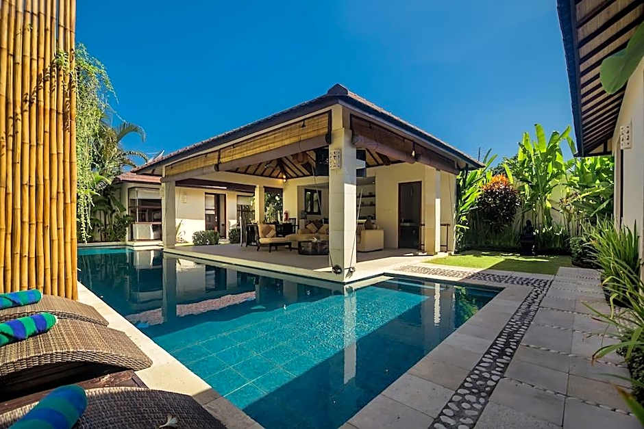 Arama Riverside Villas