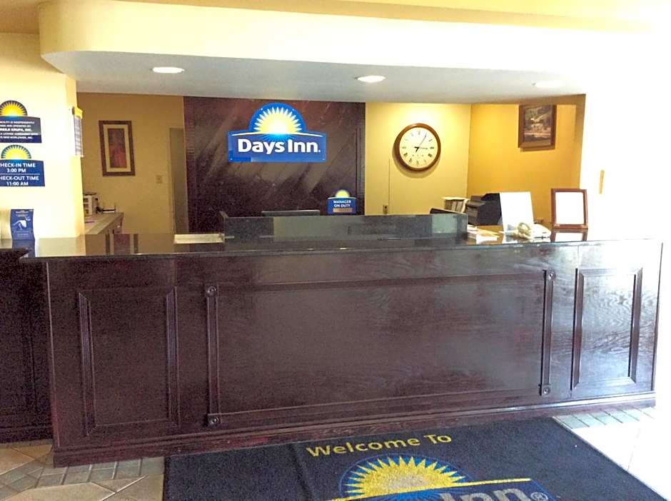 Days Inn by Wyndham Albion