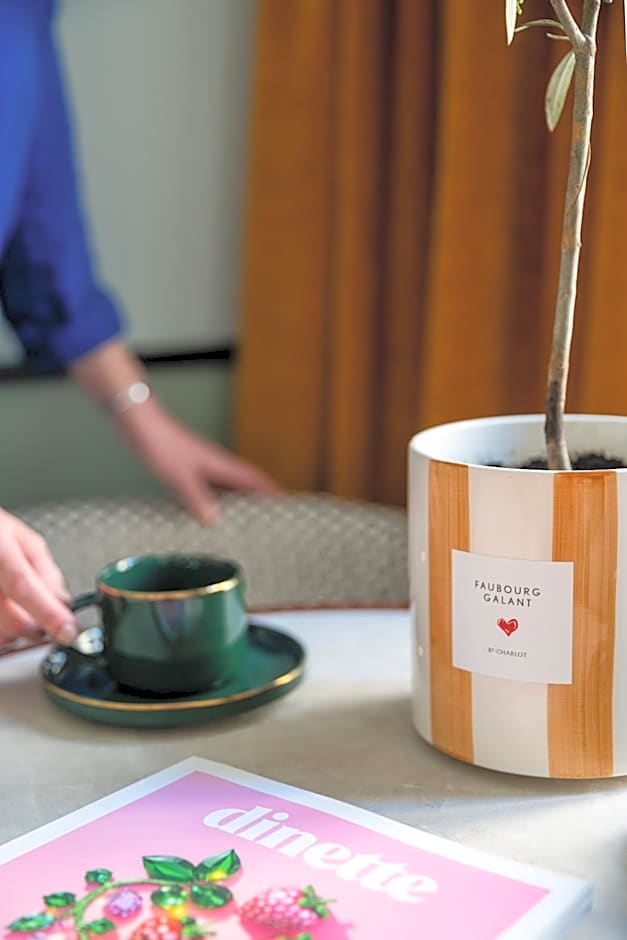 Hotel Faubourg Galant Paris - Handwritten Collection