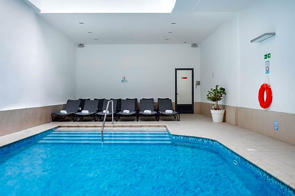 Plaza Regency Hotels