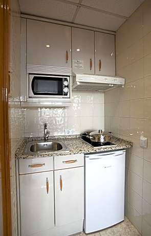 Apartment (Triple) (2 Twin Beds and 1 Double Sofa Bed)