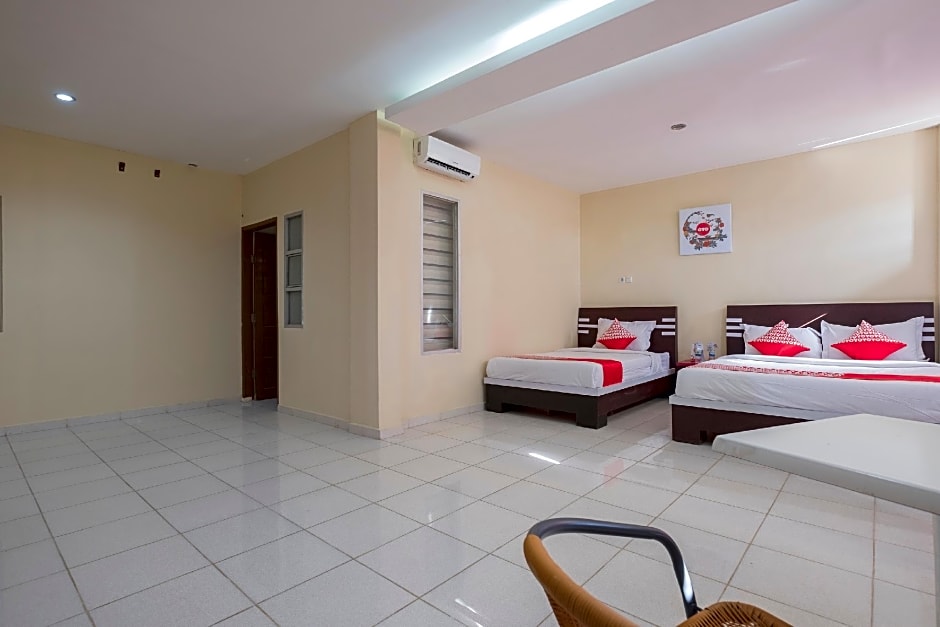 OYO 1075 Rumah Indah Losari Inn
