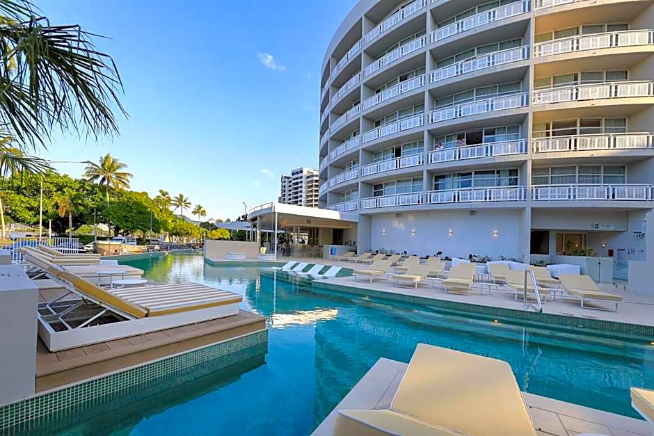 DoubleTree By Hilton Hotel Cairns