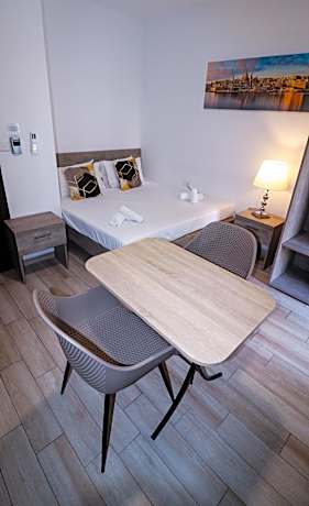 Studio with Terrace