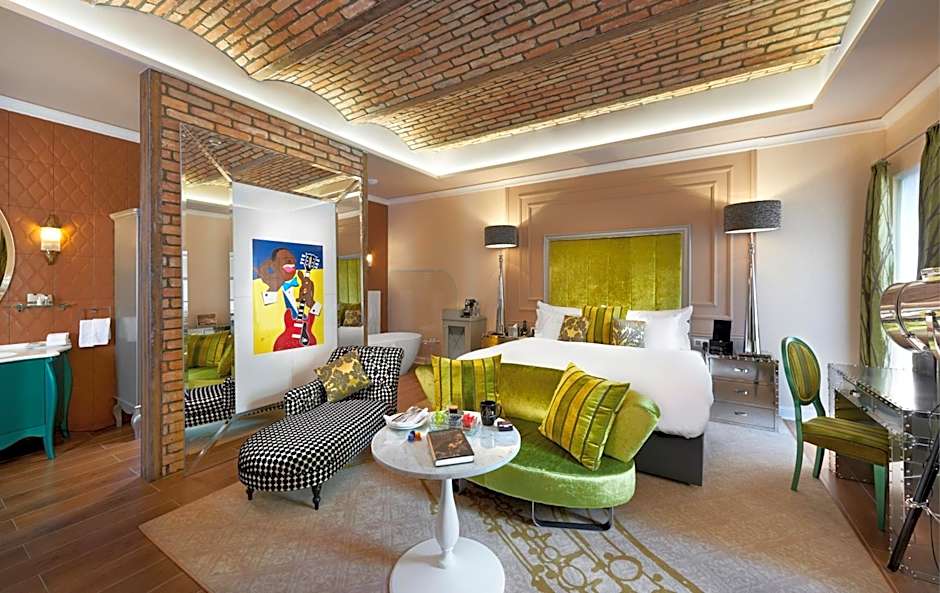 Aria Hotel Budapest by Library Hotel Collection