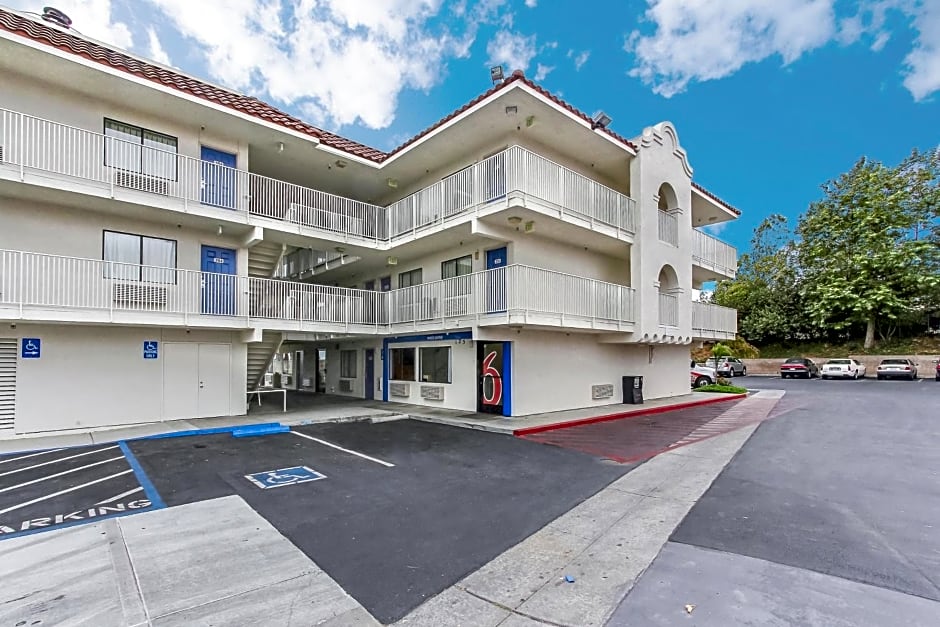 Motel 6-Watsonville, CA - Monterey Area