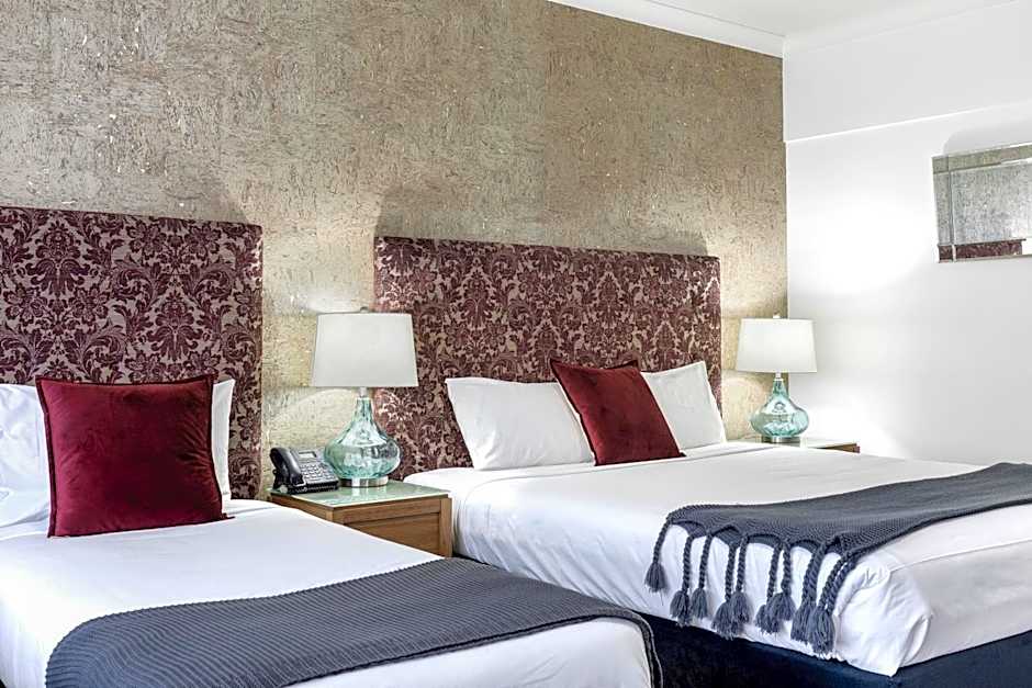 Berry Village Boutique Motel