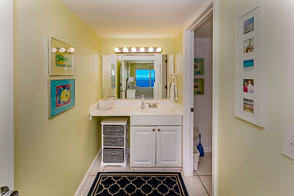 Destin Towers Available JULY 5th to JULY 12th Aug 30th to Sept 6th Sept 20th to Sept 27th