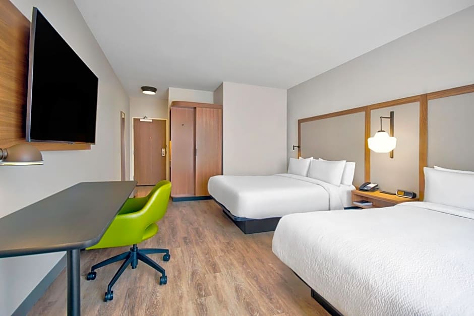 Fairfield by Marriott Inn & Suites Cincinnati North West Chester