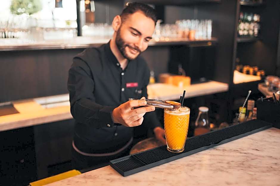 Crowne Plaza Geneva By IHG