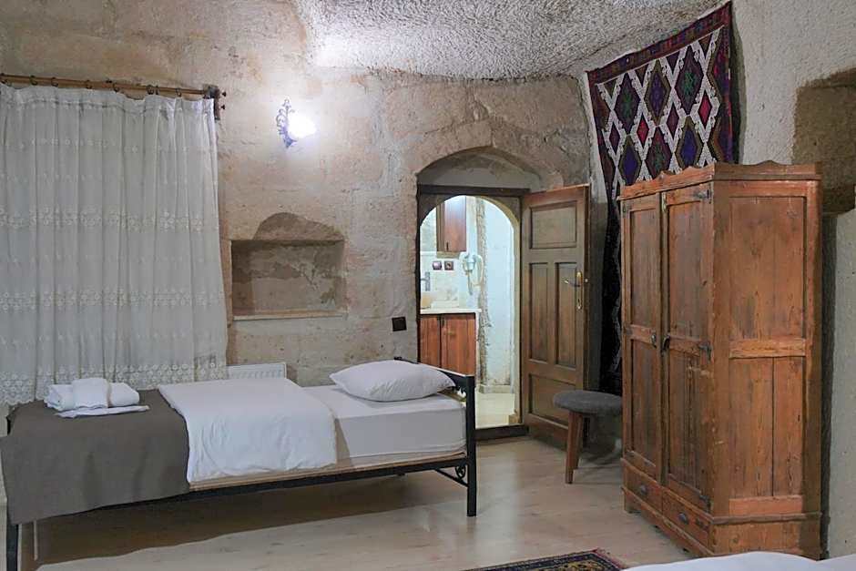 View Cave Hotel