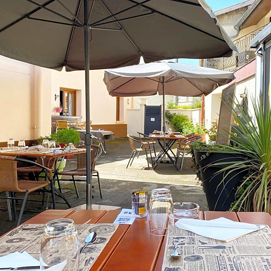 LOGIS Hotel Restaurant Auberge Du Cheval Blanc