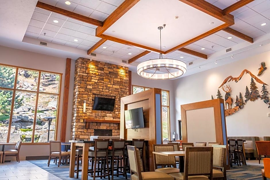 Holiday Inn Express Hotel & Suites Custer By IHG