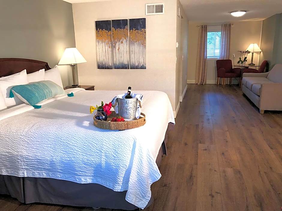 Hyannis Inn