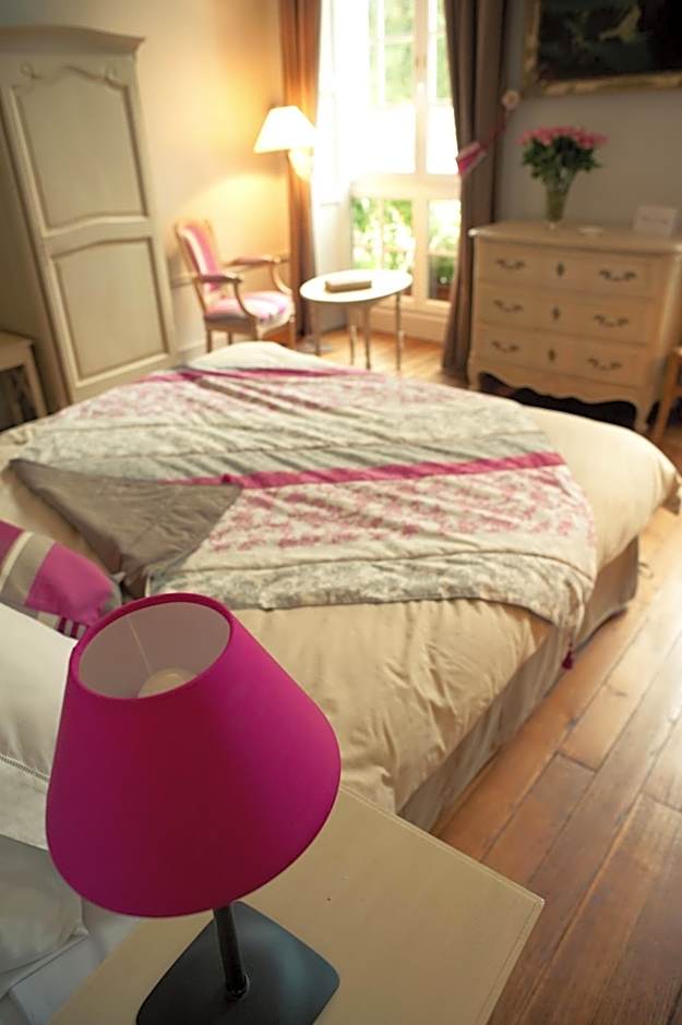 Le Chateau De La Vierge