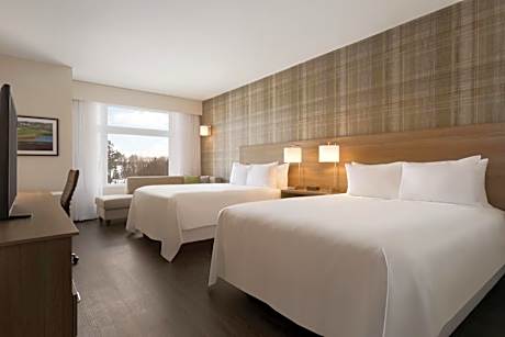 Queen Room with Two Queen Beds - Non-Smoking