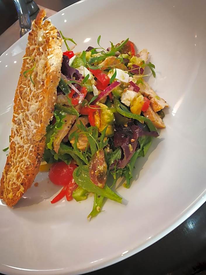 Riboville Boutique Hotel And Restaurant