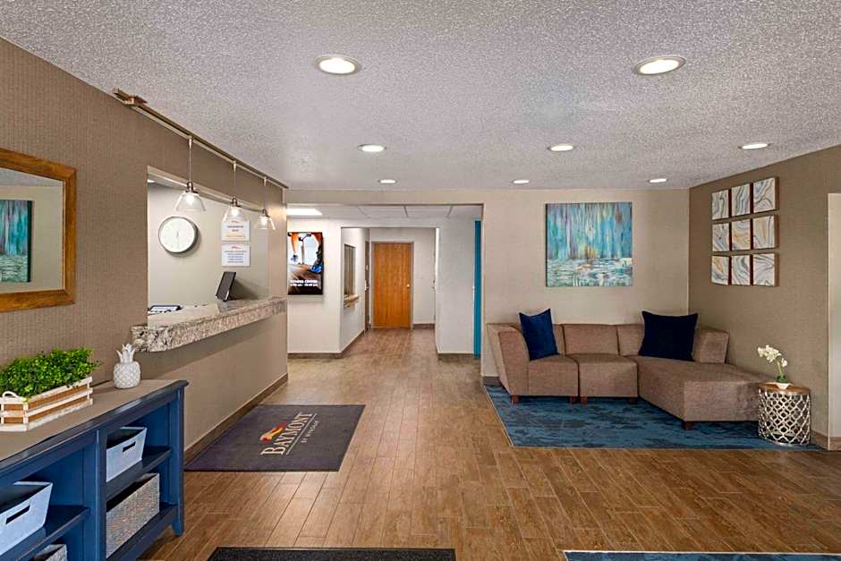 Baymont by Wyndham Mt. Pleasant