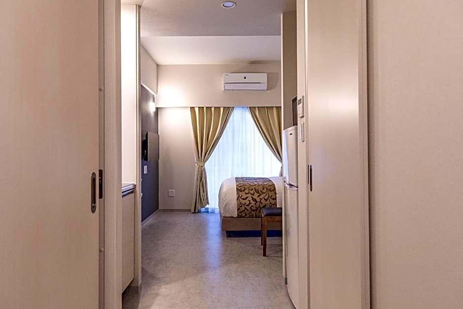 Mr. Kinjo In Eminence Makishi