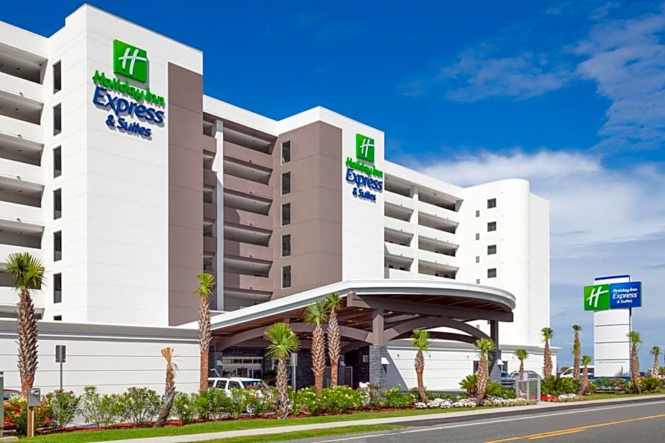 Holiday Inn Express & Suites Panama City Beach - Beachfront By IHG