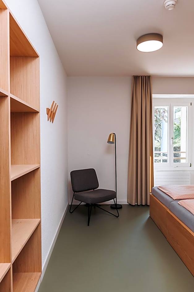 Montreux Youth Hostel