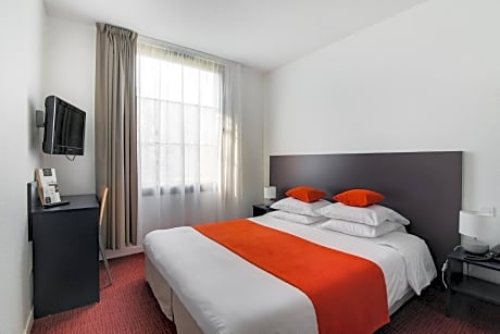 Double Room (1 - 2 Adults)