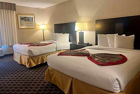 Deluxe Queen Room with Two Queen Beds - Mobility Access/Non-Smoking - Newly Renovated!