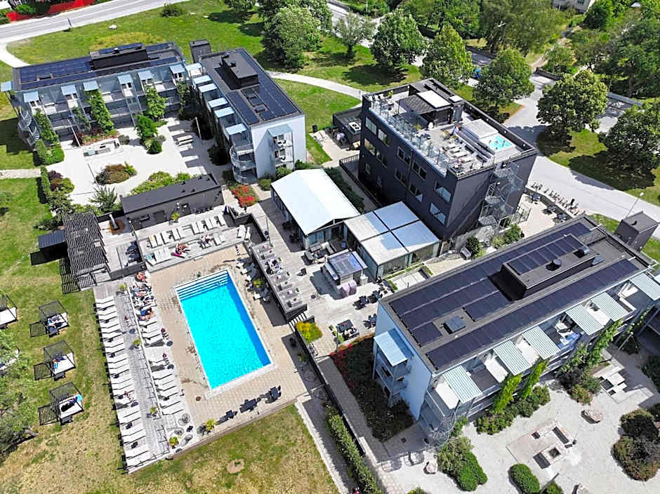 First Hotel Kokoloko