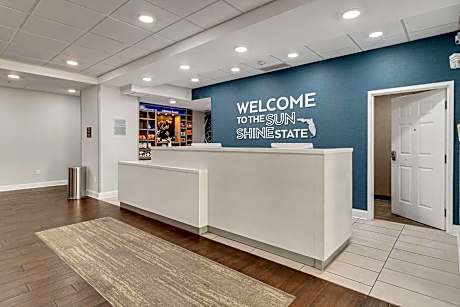 Holiday Inn Express & Suites Destin - Miramar Beach By IHG