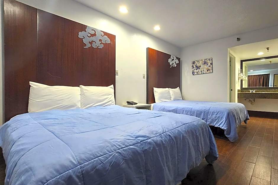 Century Motel Buena Park Anaheim I-5