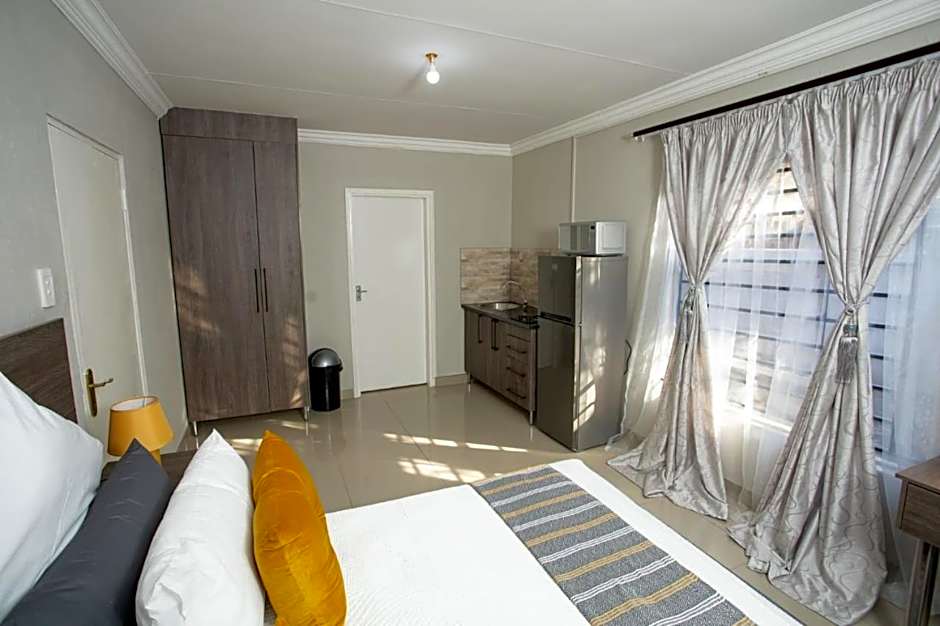 The Hide On Claremont