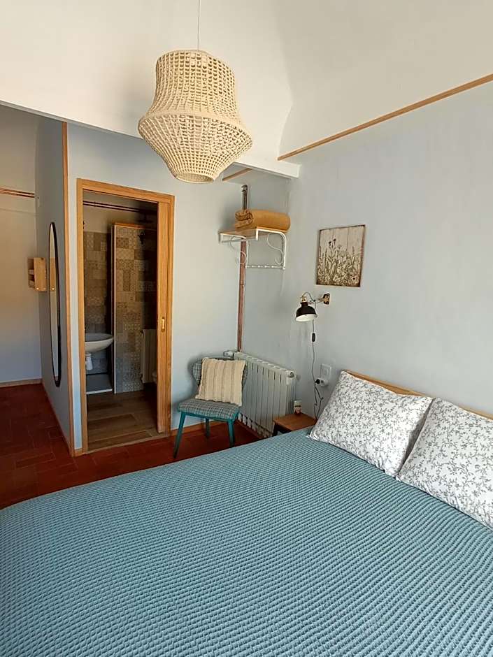 Les Magranes Bed & Breakfast