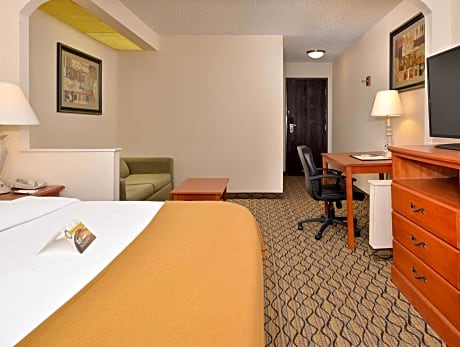 Standard with 1 King Bed