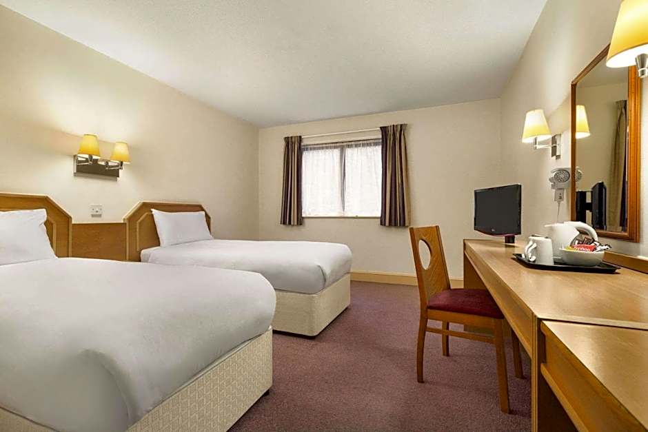 Days Inn Sutton Scotney South