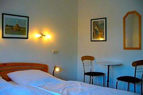 Double Room - Queen Size Bed