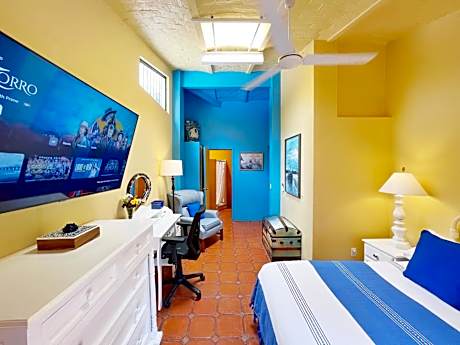 Queen Room with Garden View