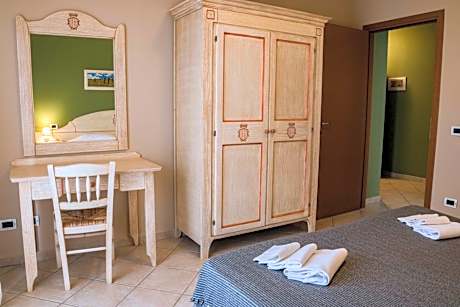 Standard One-Bedroom Apartment - Ground Floor