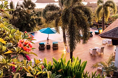 The Endless Summer Resort