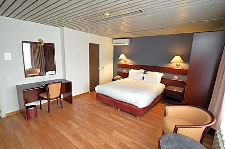 Bedford Hotel & Congress Centre