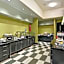 Hampton Inn By Hilton & Suites Raleigh Crabtree Valley