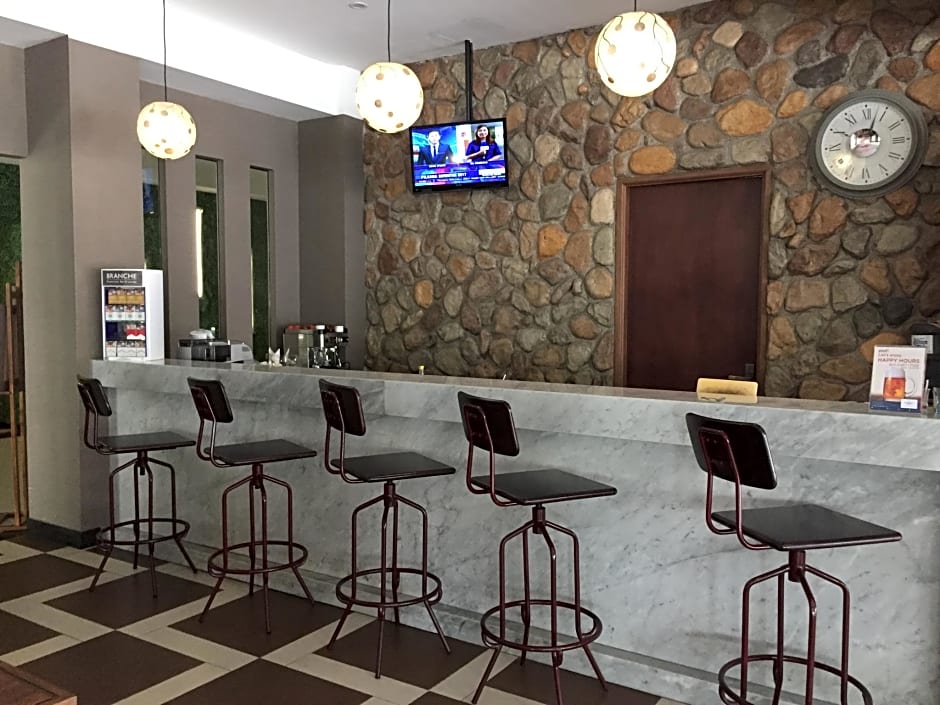 GOLDEN TULIP ESSENTIAL BELITUNG