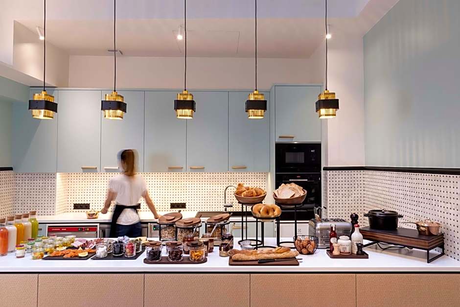 Hotel Louvre Montana