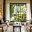 Sea Cliff Court Hotel & Luxury Apartments